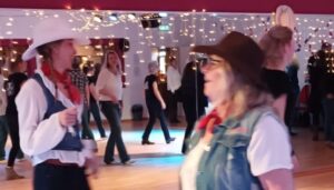 Boot Bandits beim Line Dance – Spaß und Gemeinschaft in Langenfeld